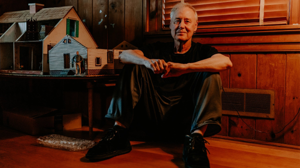 Bruce Hornsby & The Noisemakers with very special guests Eggy