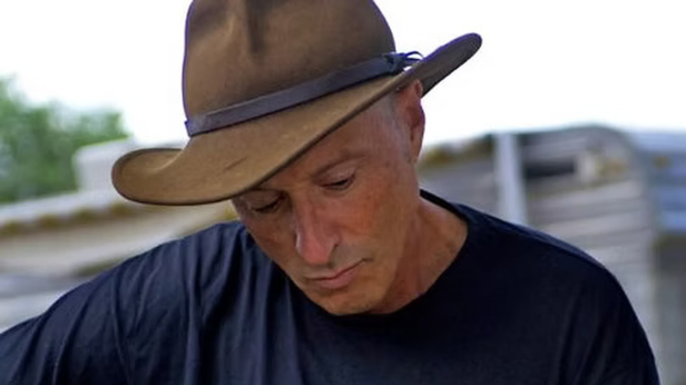 An Evening with Dan Bern (partially seated)