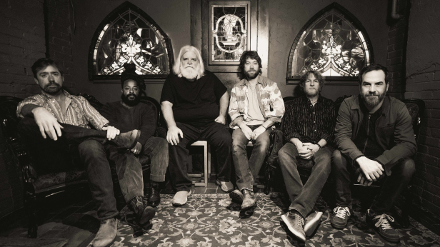 Leftover Salmon & The Infamous Stringdusters with Kitchen Dwellers