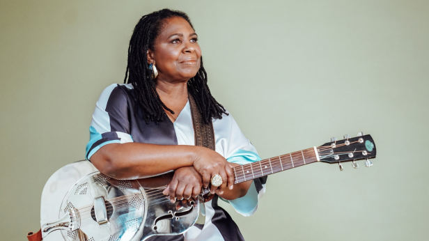 Ruthie Foster
