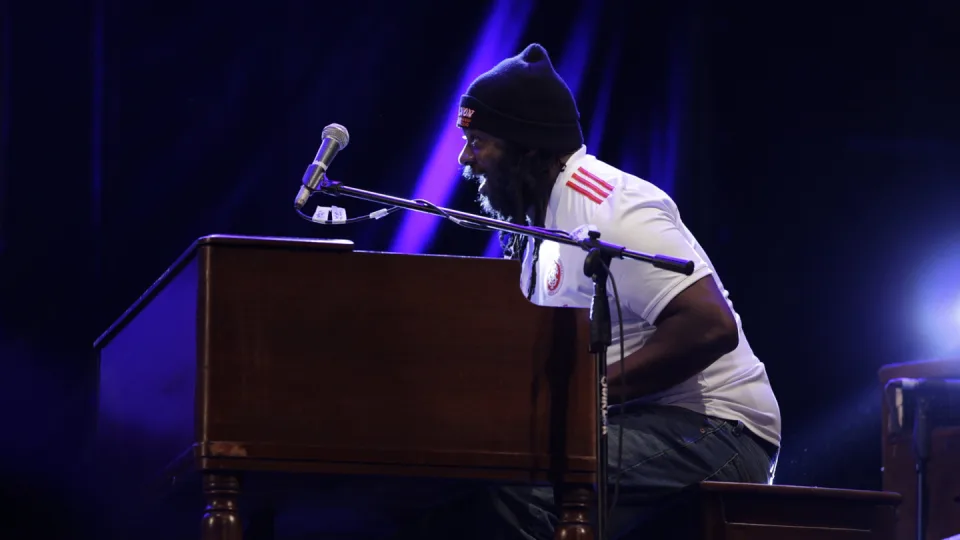 Delvon Lamarr Organ Trio w/ Vincen Garcia