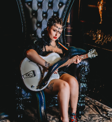 EmiSunshine ��� Miss Demeanor Tour 2025 with special guest Wonky Tonk