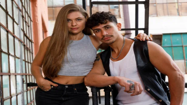 COCKTAILS AND CHOREO WITH JONATHAN & OKSANA featured style SALSA