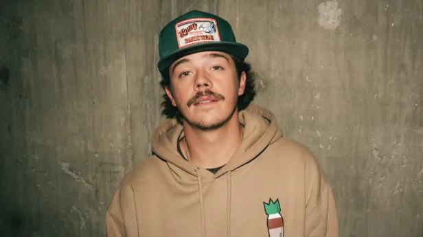 Dylan Marlowe (21 and Over)