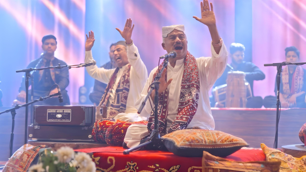 Fareed Ayaz and Abu Muhammad Qawwals: Voices of the Divine