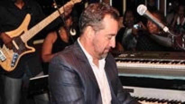 The 10th Valentine Featuring Alex Bugnon and Jeff Kashiwa