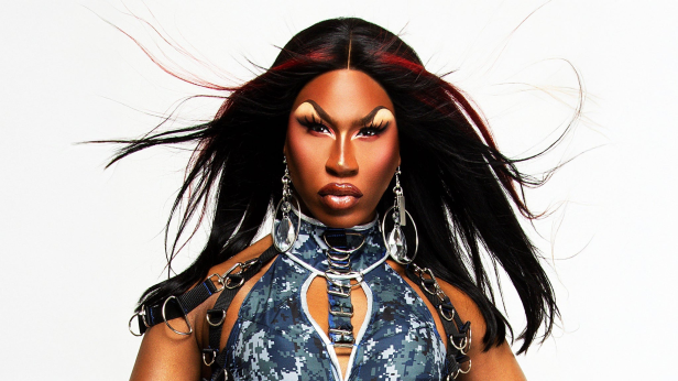 Shea Coulee presents Creepy.Sexy.Cool.