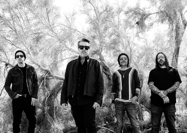 JOHN GARCIA, former vocalist of KYUSS, playing all his classics with Telekinetic Yeti & Guest
