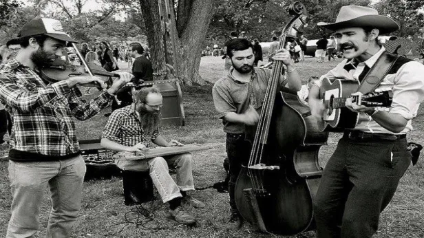 TODD DAY WAIT W/ Hunter Peebles & The Goldenrods