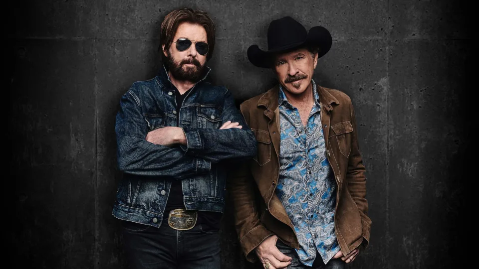 Brooks & Dunn Premiums: Party Decks, 4Tops, Lounge