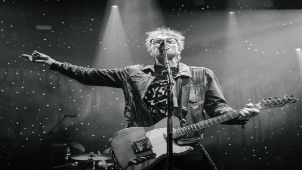 Tommy Stinson (the replacements) + friends
