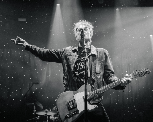 Tommy Stinson (the replacements) + friends