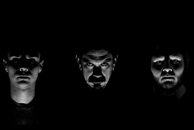 SEVEN CHAINS with Warden & Grieven