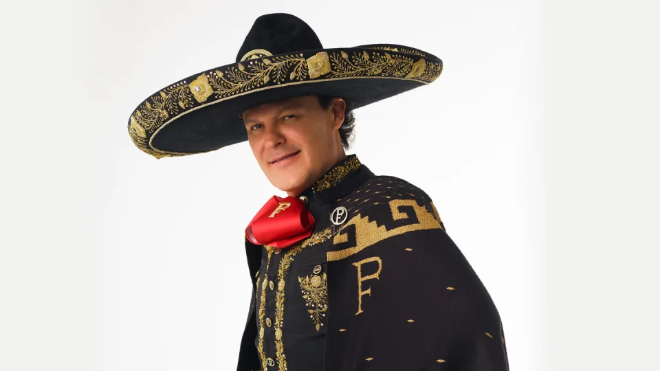 Pedro Fernandez - Ave Fenix Two'r