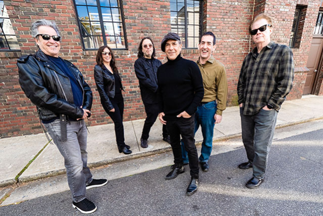 Sailin Shoes: Little Feat Tribute