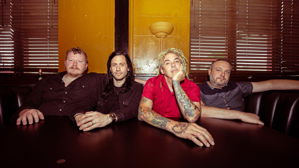 The Suicide Machines, Norcos Y Horchata, Saber Tooth Gary
