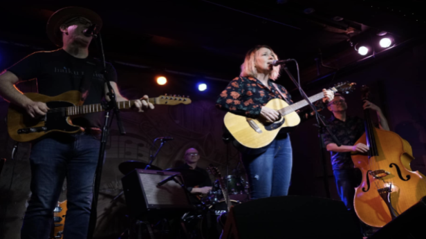 NAOMI ASHELY'S OTHER BAND Live in the SIDEBAR!