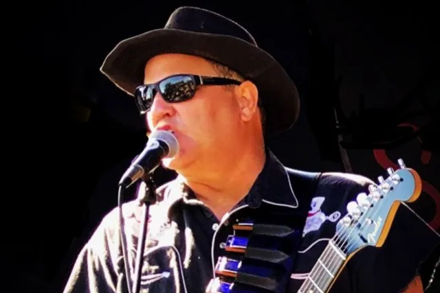 Windy City Rev & The Hootenanny Band