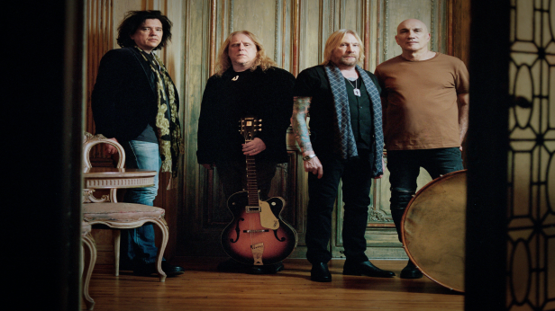 GOV'T MULE - Back In The Saddle